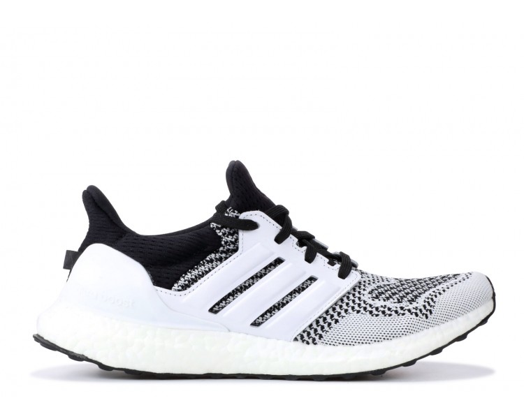 adidas ultra boost sns tee time